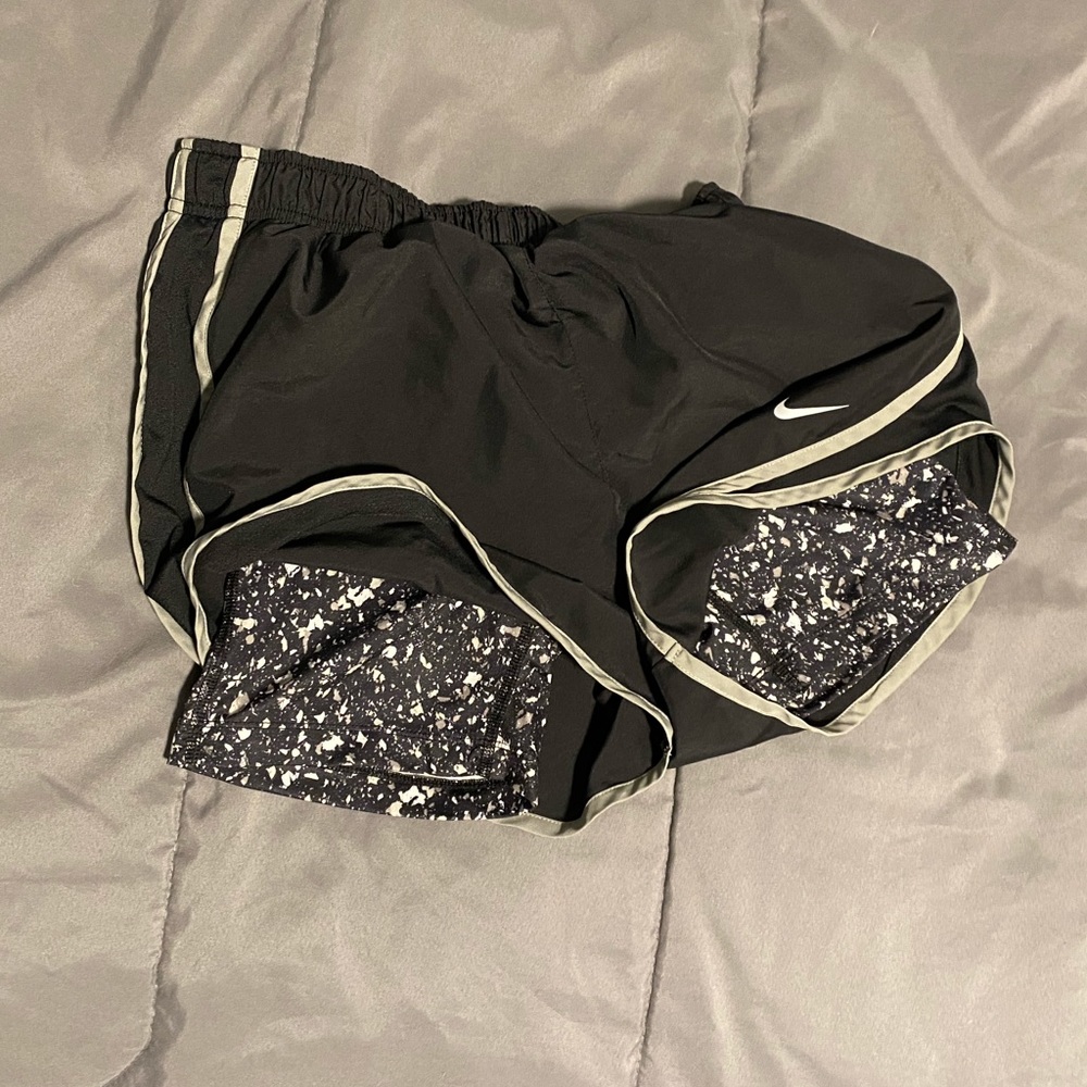 Nike Dri-Fit Shorts - Picture 2 of 5